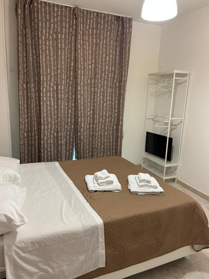 Happy Fly Hotel Naples Luaran gambar