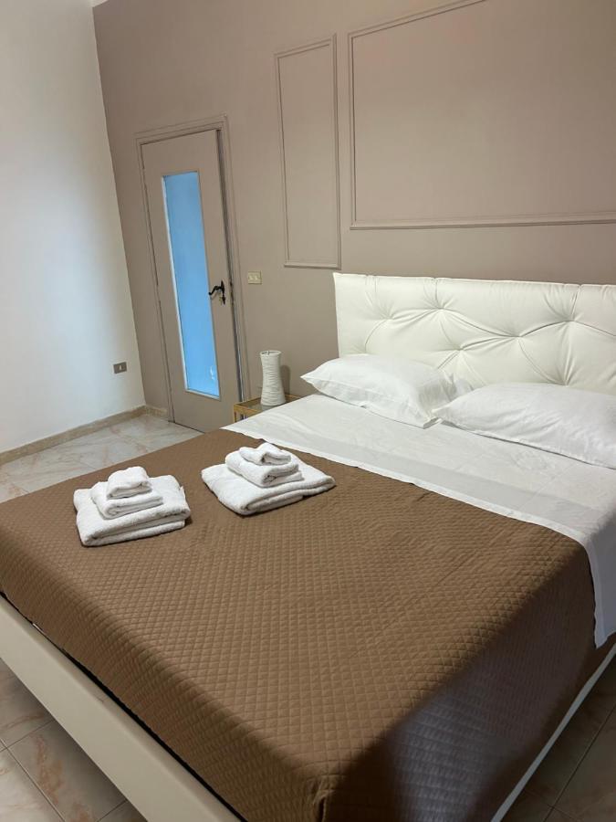 Happy Fly Hotel Naples Luaran gambar